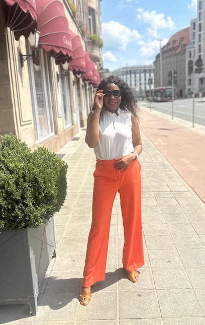 Ctyptomind by Marize Vulalo